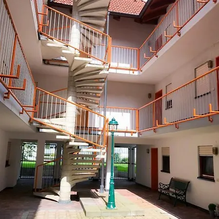 Gemuetliche Helle Mit Balkon Am Seemoos In Bodensee Mit Kueche Bad Wifi Apartment