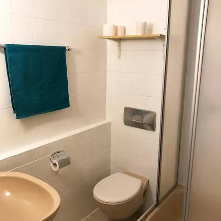 Gemuetliche Helle Mit Balkon Am Seemoos In Bodensee Mit Kueche Bad Wifi Apartment Friedrichshafen